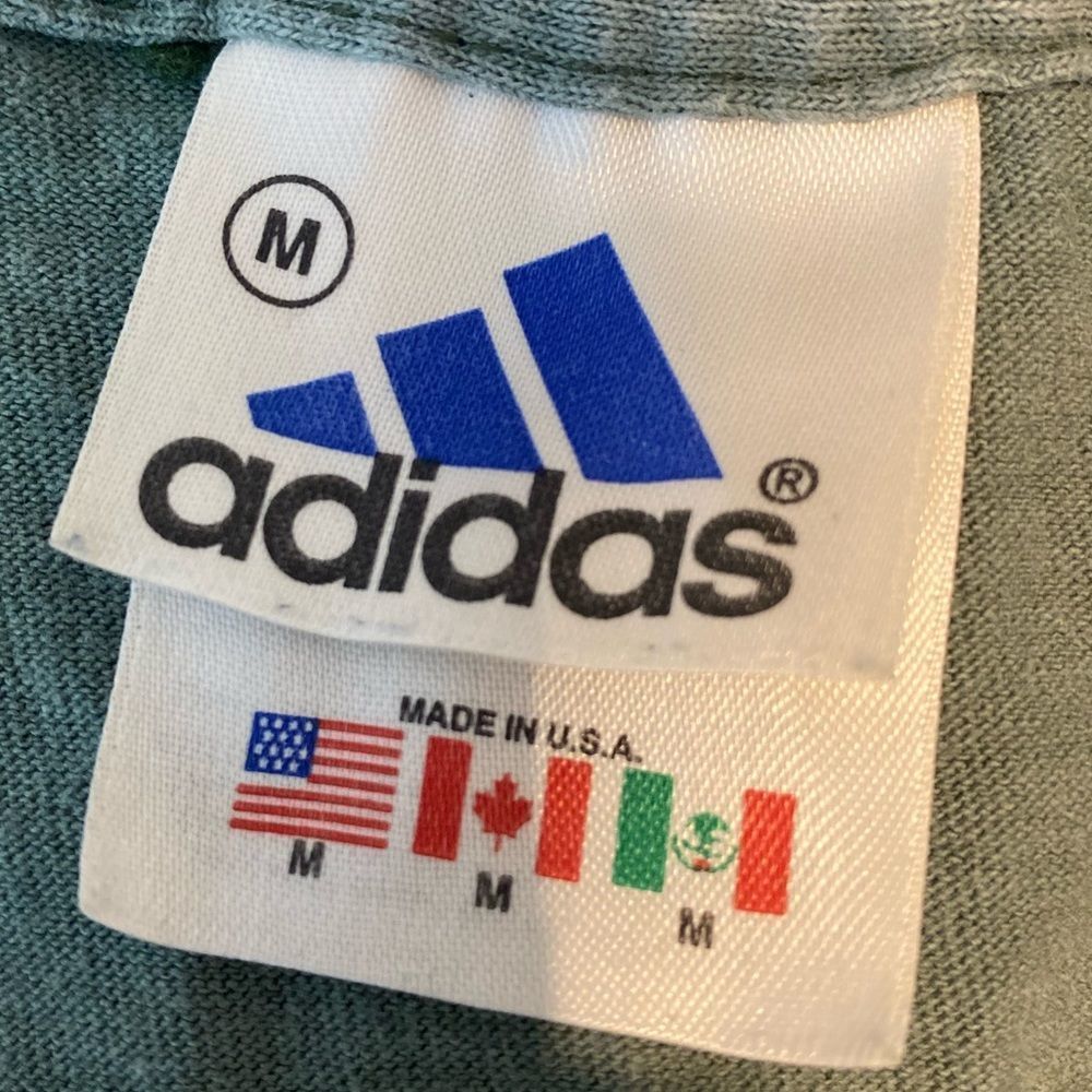 🔥VINTAGE🔥 ADIDAS TEE - Picture 2 of 2